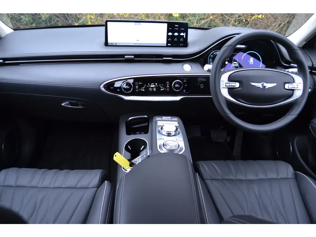 2024 GV70 Luxury 2.2D AWD
