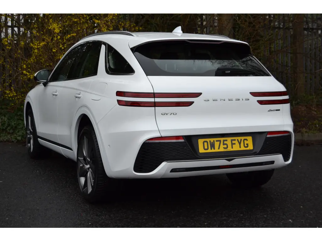 GV70 Luxury 2.2D AWD