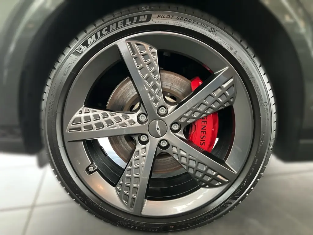 2024 GV70 Sport 2.2D AWD