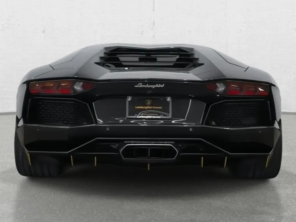 Image for 2013 Aventador LP 700-4 at position 4