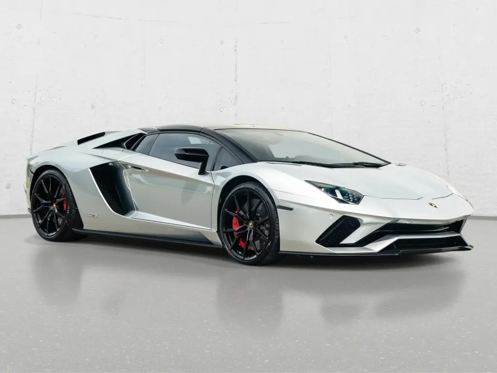 Image for 2018 Aventador LP 740-4 S Roadster at position 1