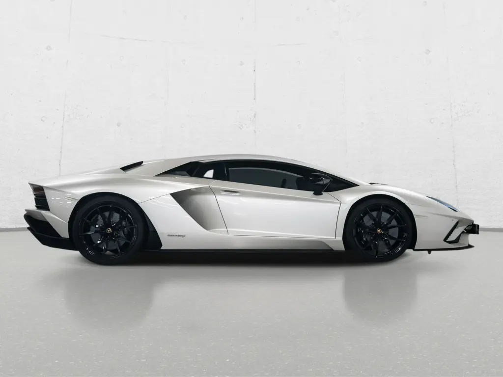 Image for 2018 Aventador LP 740-4 S at position 2