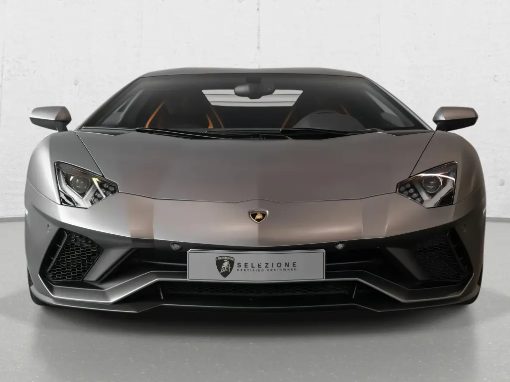 Image for 2019 Aventador LP 740-4 S at position 5