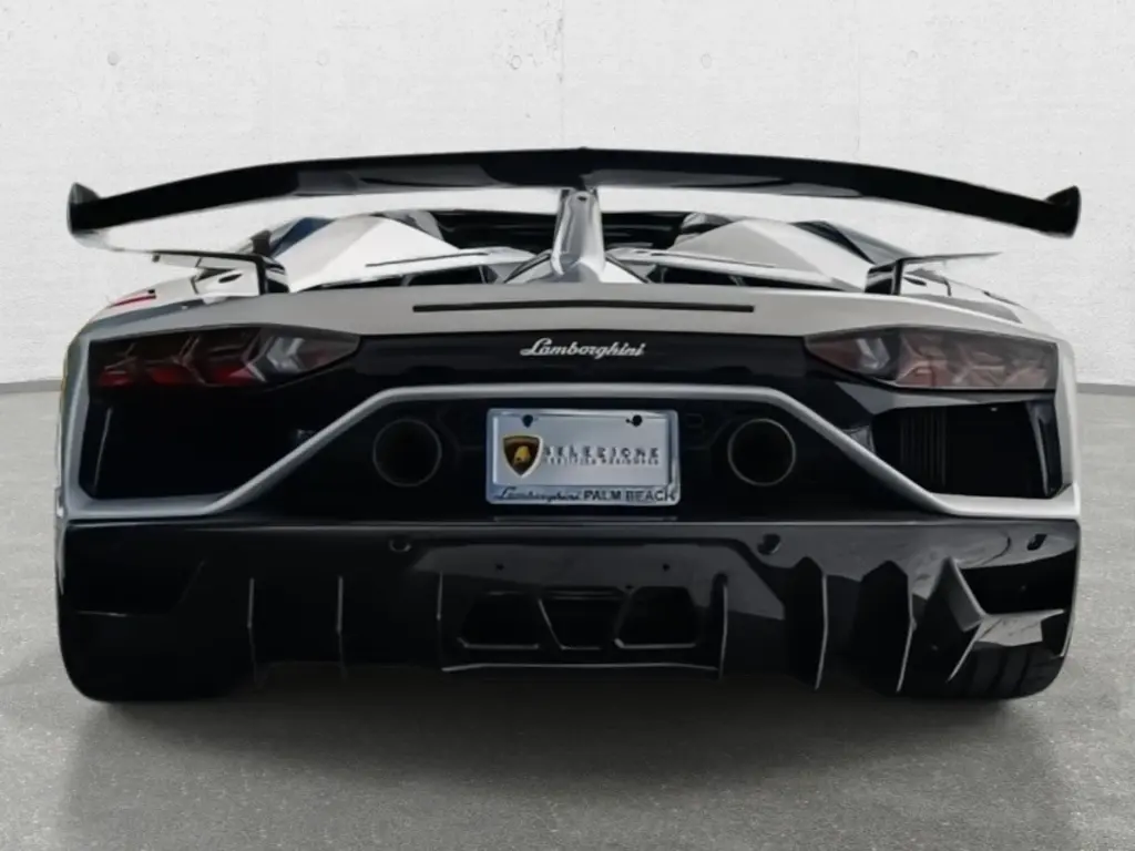 Image for 2021 Aventador LP 770-4 SVJ Roadster at position 4