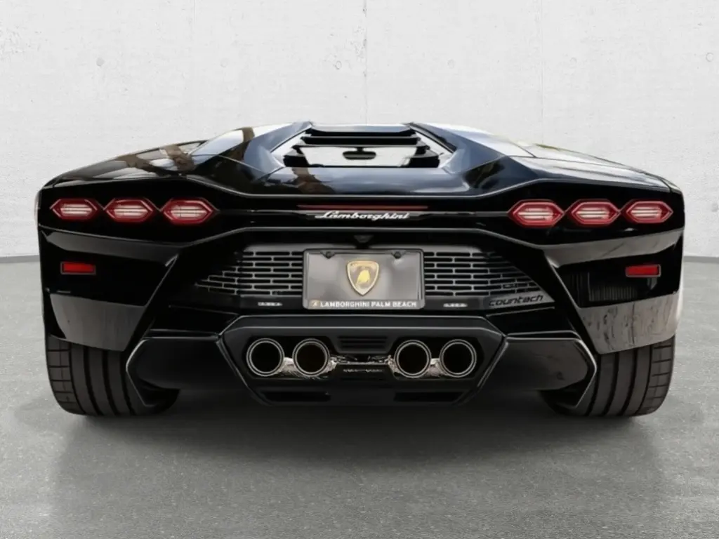 Image for 2022 Countach LPI 800-4 at position 4
