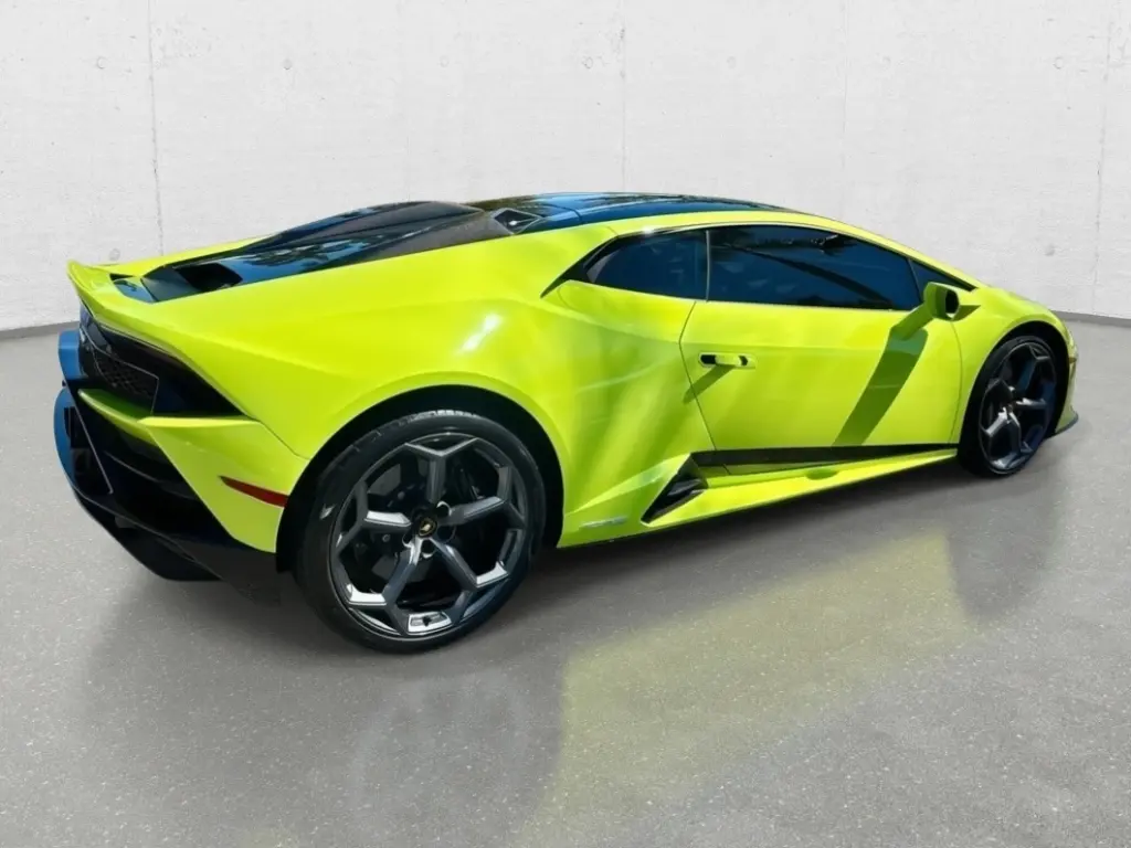 Image for 2022 Huracán EVO LP 610-2 RWD at position 3