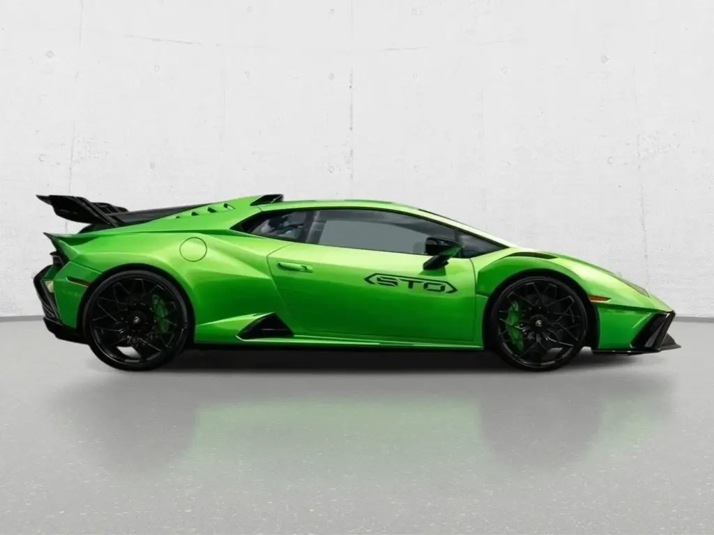 Image for 2023 Huracán EVO LP 640-2 STO at position 2