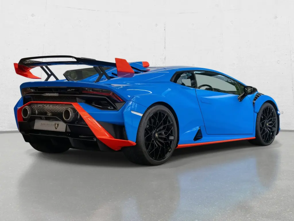 Image for 2024 Huracán EVO LP 640-2 STO at position 3