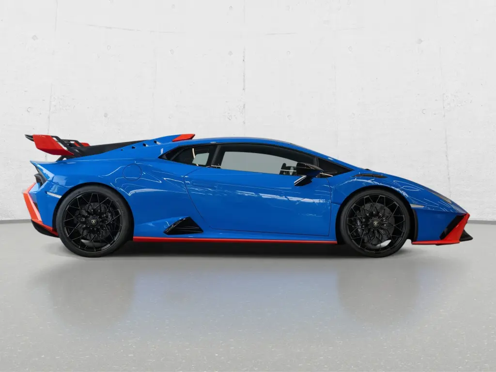 Image for 2024 Huracán EVO LP 640-2 STO at position 2