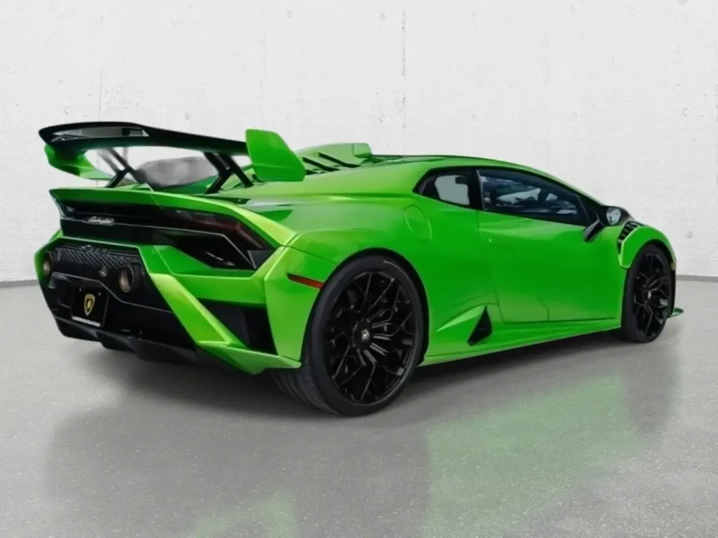 Image for 2024 Huracán EVO LP 640-2 STO at position 3