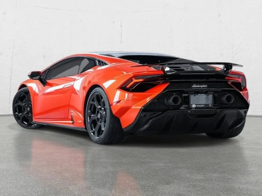 Image for 2023 Huracán EVO LP 640-2 Tecnica at position 3
