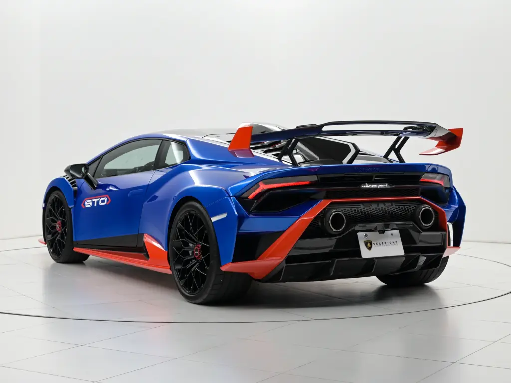 Image for 2022 Huracán EVO LP 640-2 STO at position 4