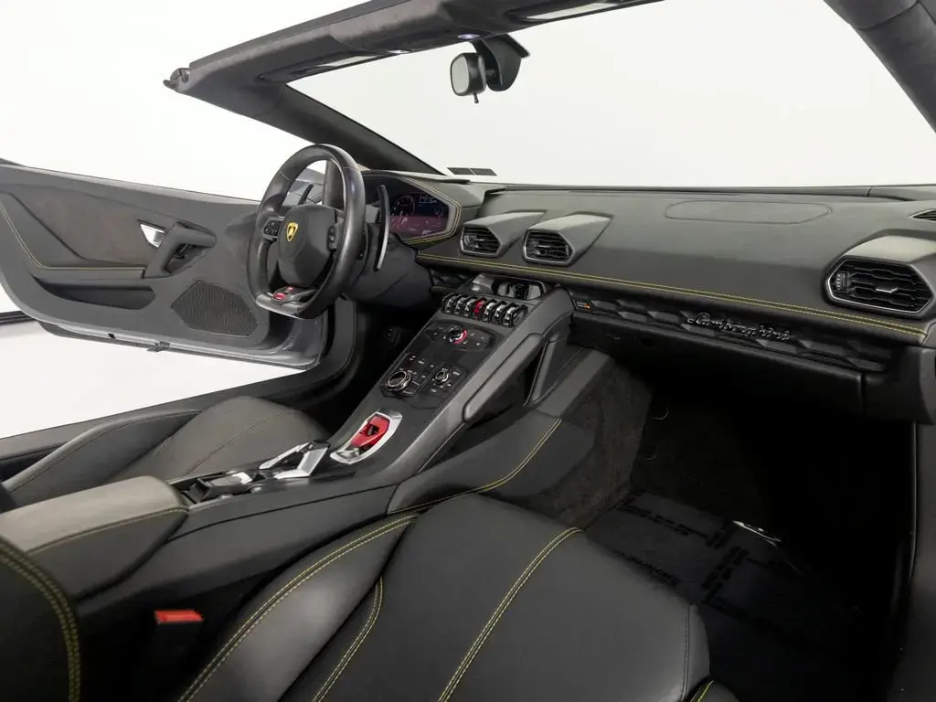 Image for 2016 Huracán LP 610-4 Spyder at position 6