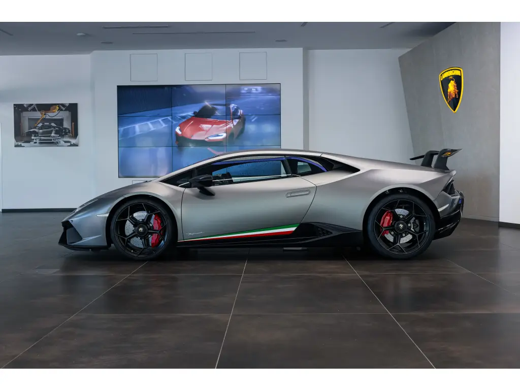Image for 2018 Huracán LP 640-4 Performante at position 13