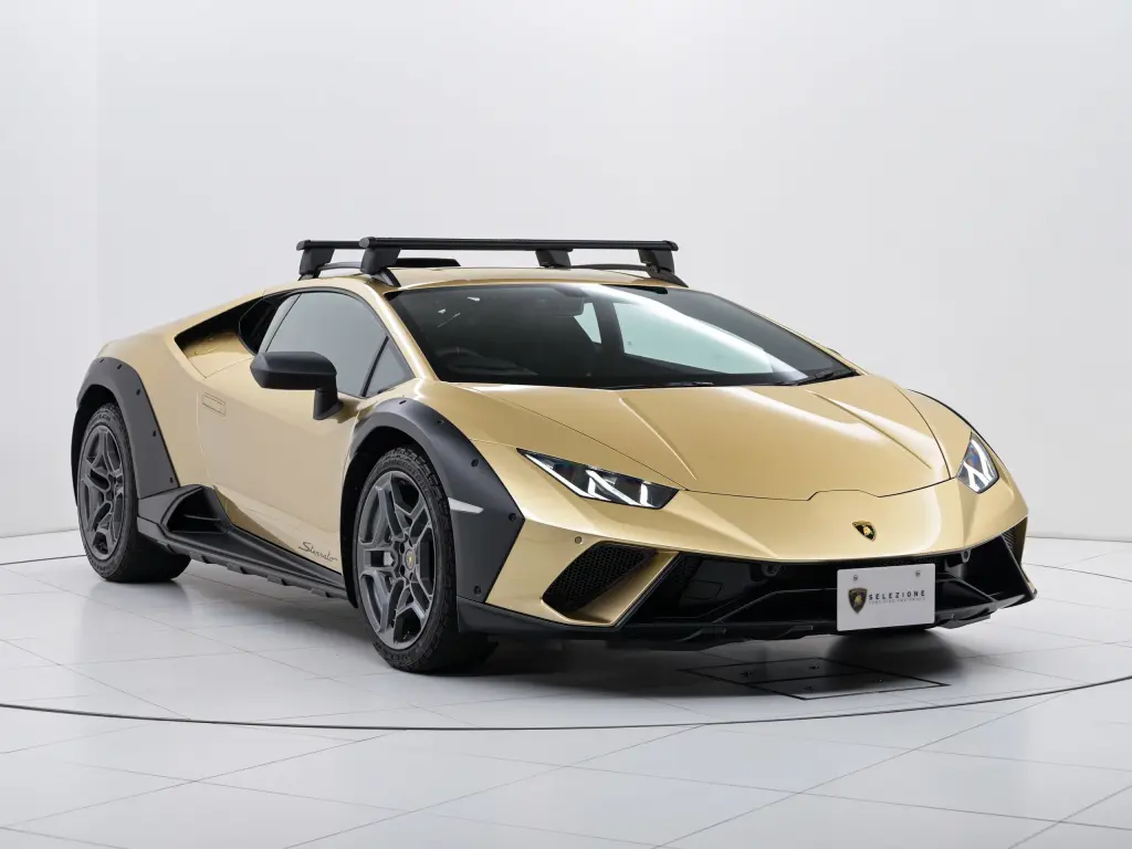 Image for 2024 Huracán Sterrato at position 1