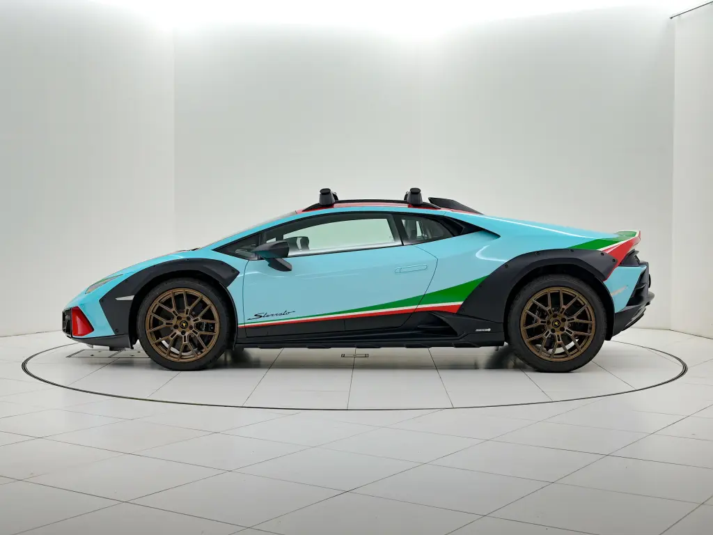 Image for 2024 Huracán Sterrato at position 5