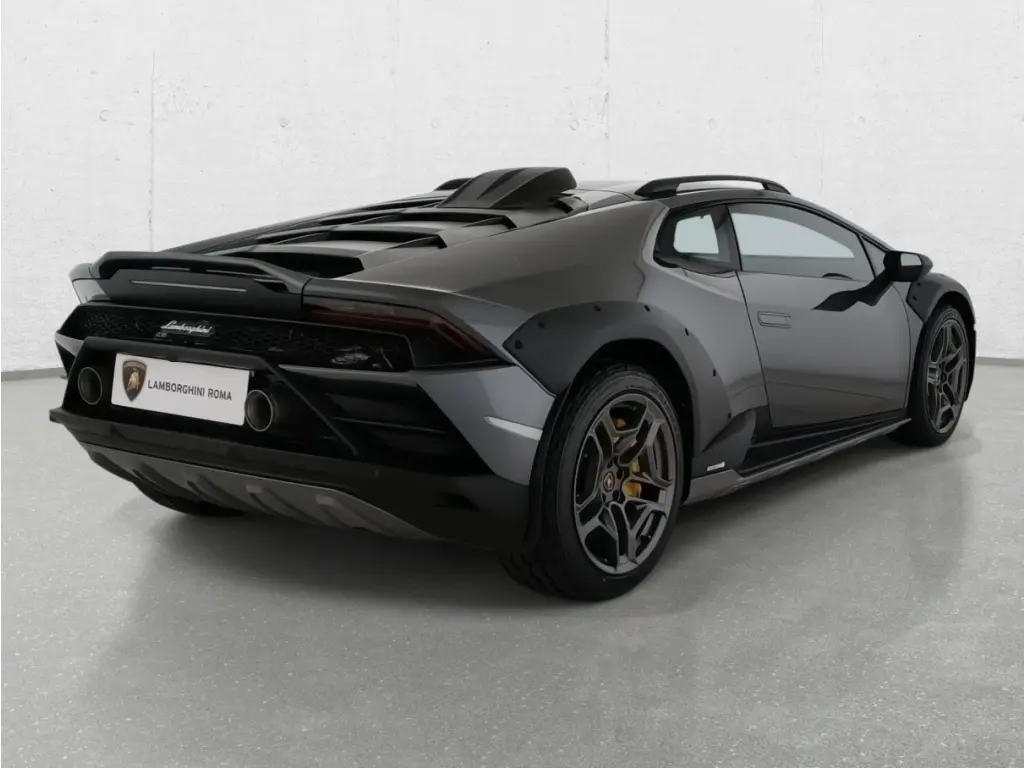 Image for 2024 Huracán Sterrato at position 3