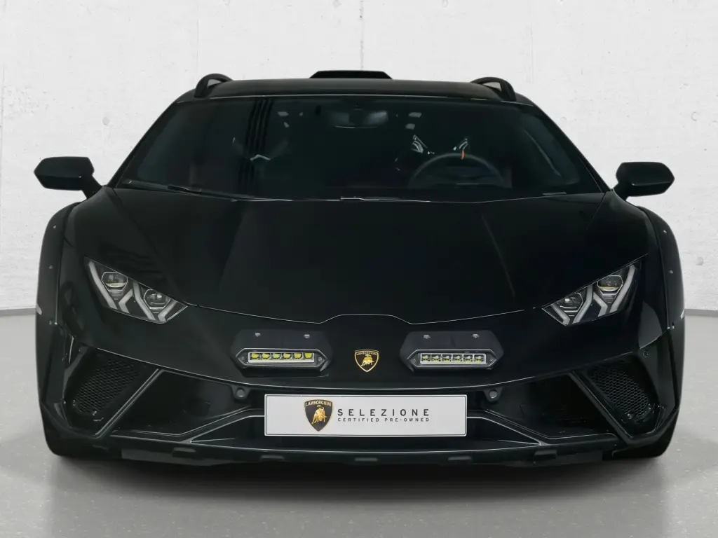 Image for 2024 Huracán Sterrato at position 5