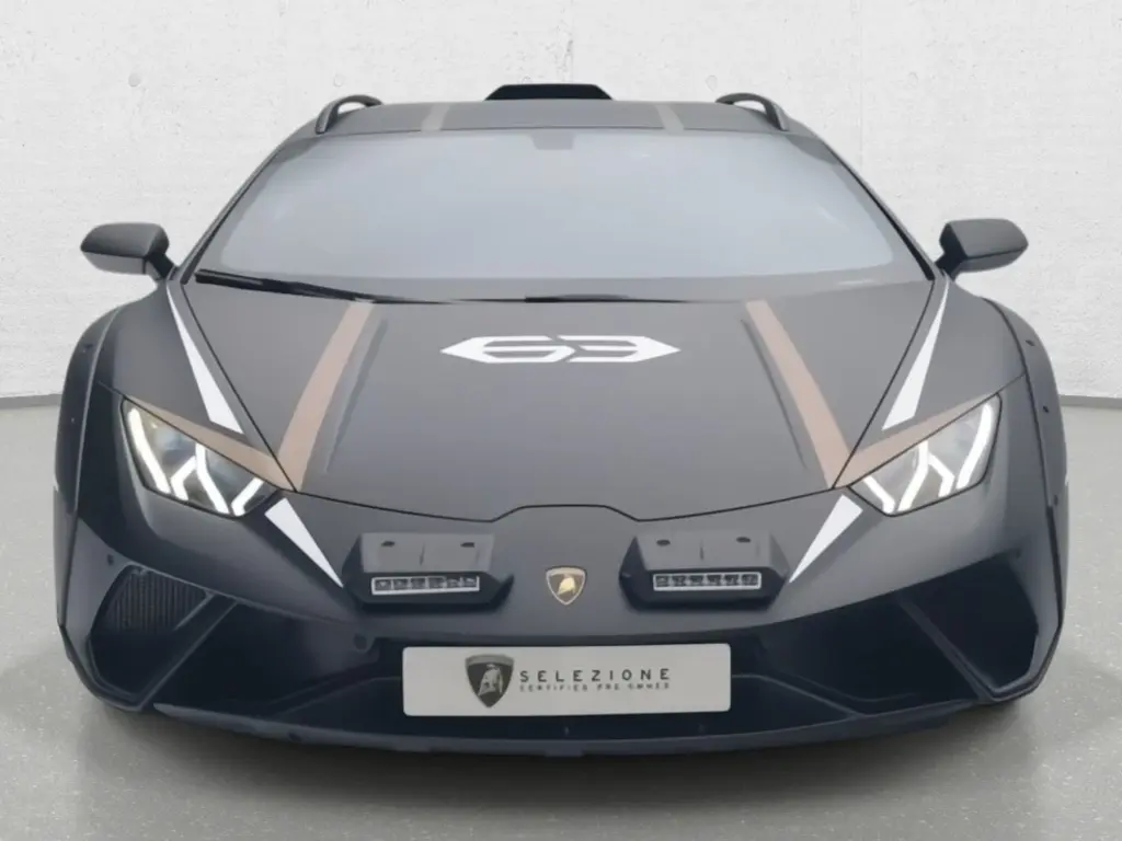 Image for 2024 Huracán Sterrato at position 5