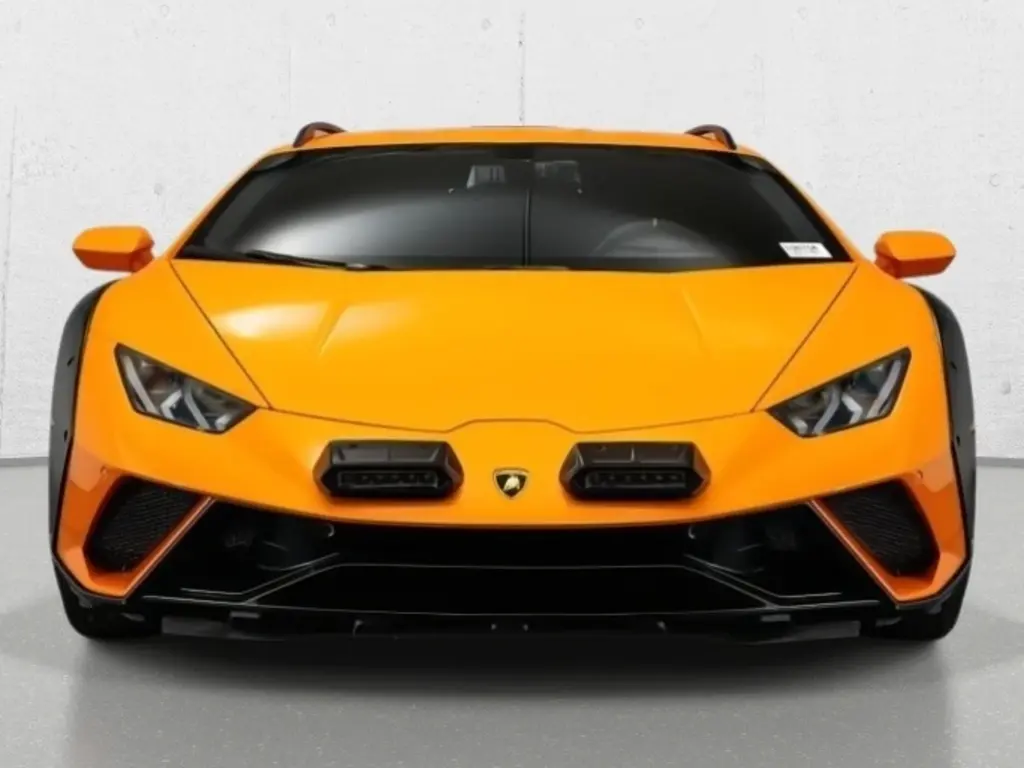 Image for 2024 Huracán Sterrato at position 5