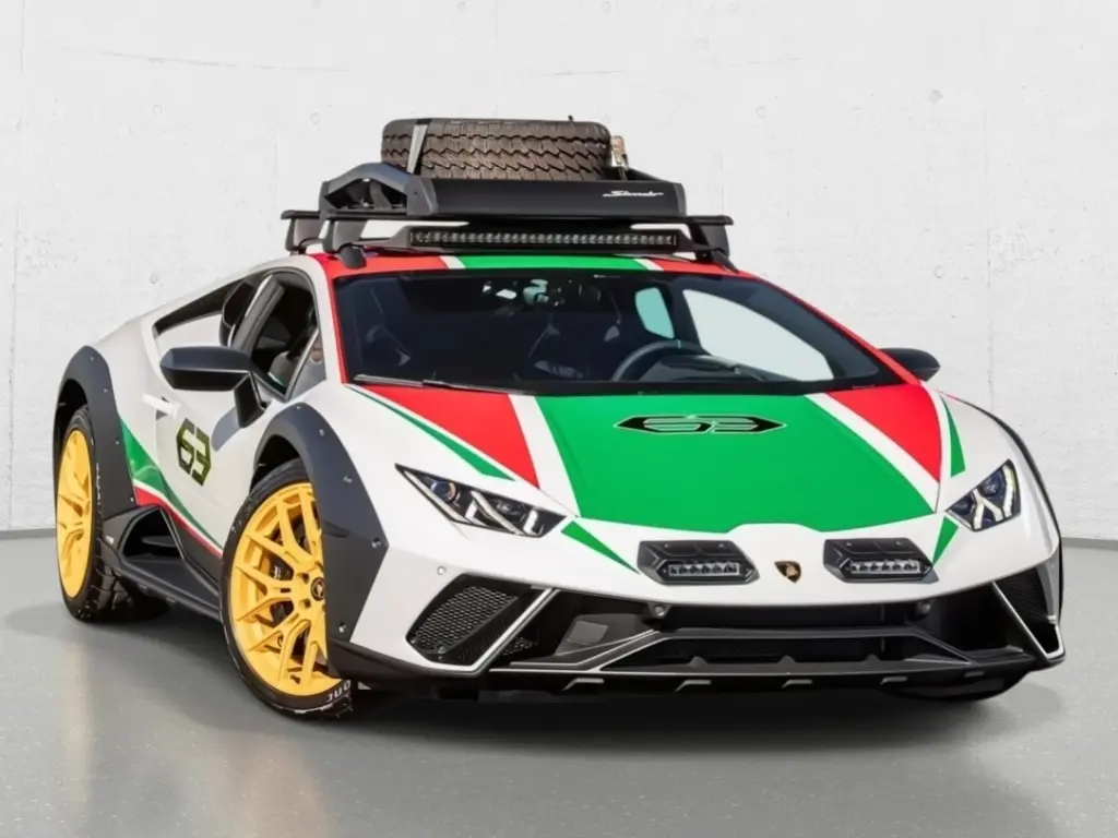 Image for 2024 Huracán Sterrato at position 1