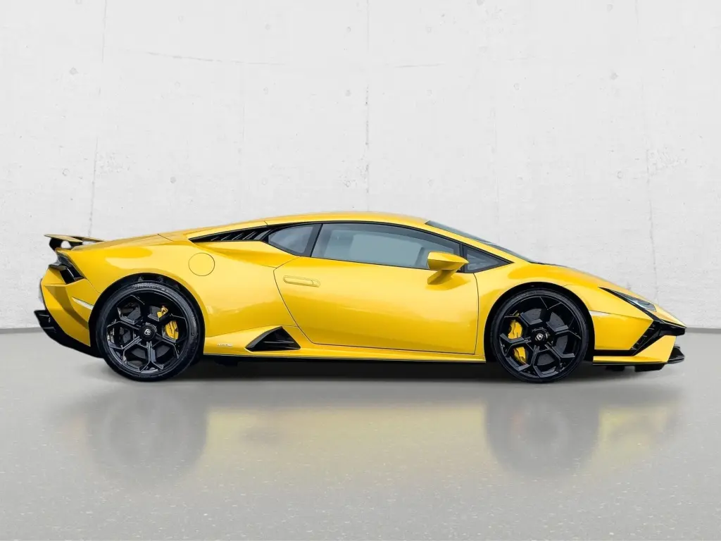 Used 2024 Lamborghini Huracán EVO LP 640-2 Tecnica Giallo Inti