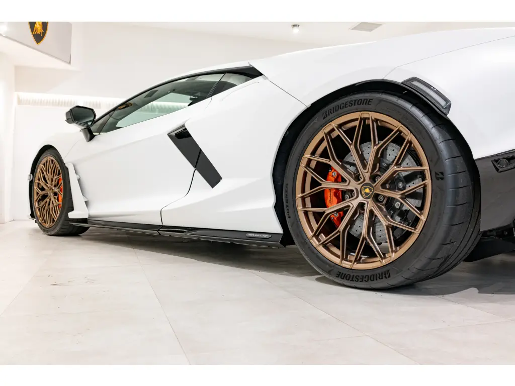 Image for 2024 Revuelto at position 2