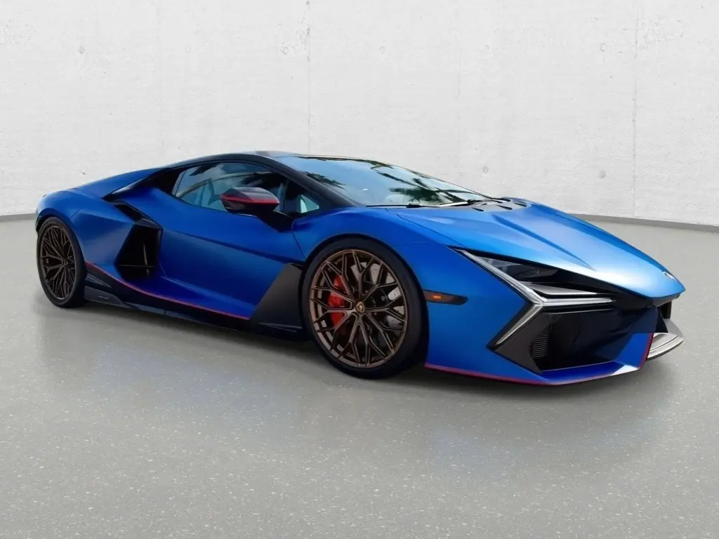 2025 Lamborghini Revuelto