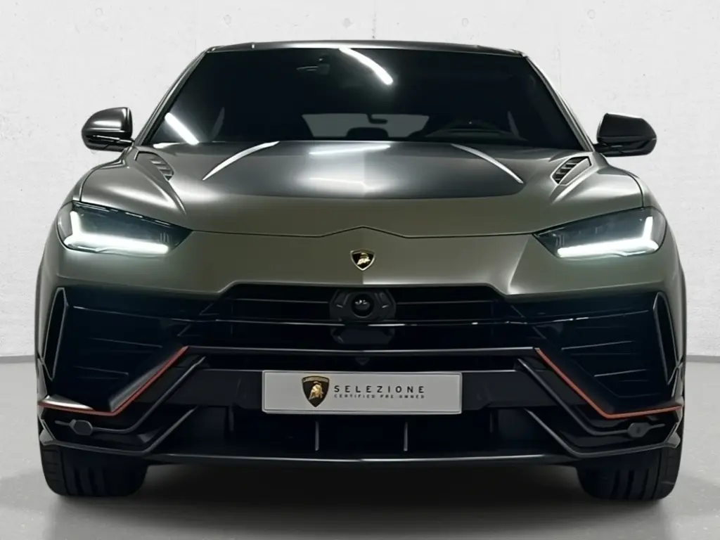 Image for 2023 Urus Performante at position 5