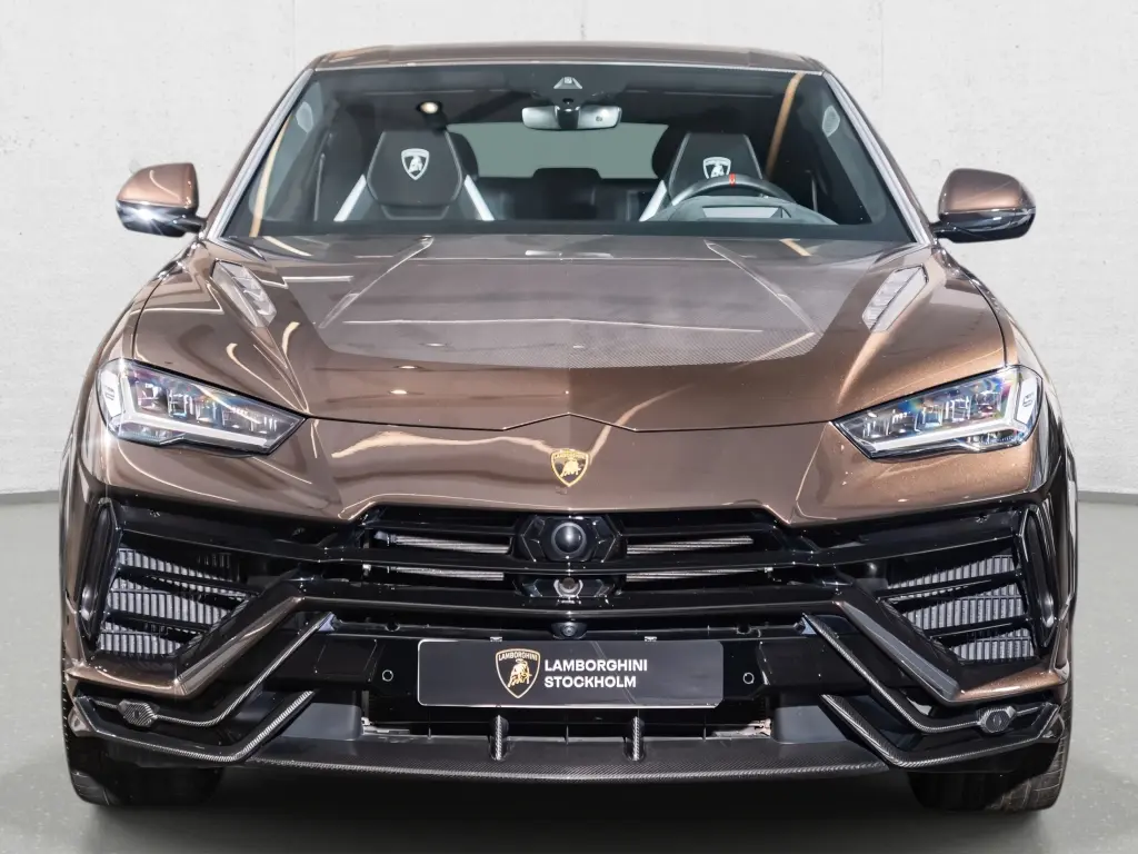 Image for 2023 Urus Performante at position 5