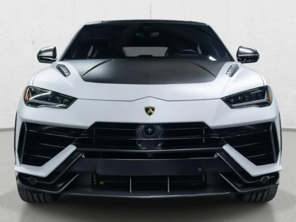 Image for 2023 Urus Performante at position 5