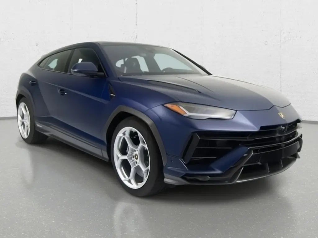 2023 Lamborghini Urus Performante