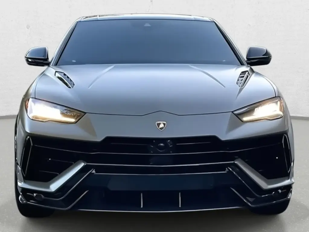 Image for 2023 Urus Performante at position 5