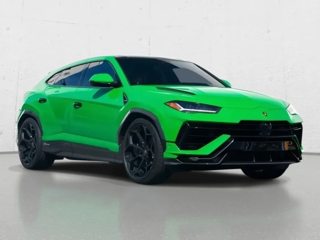 Image for 2023 Urus Performante at position 1