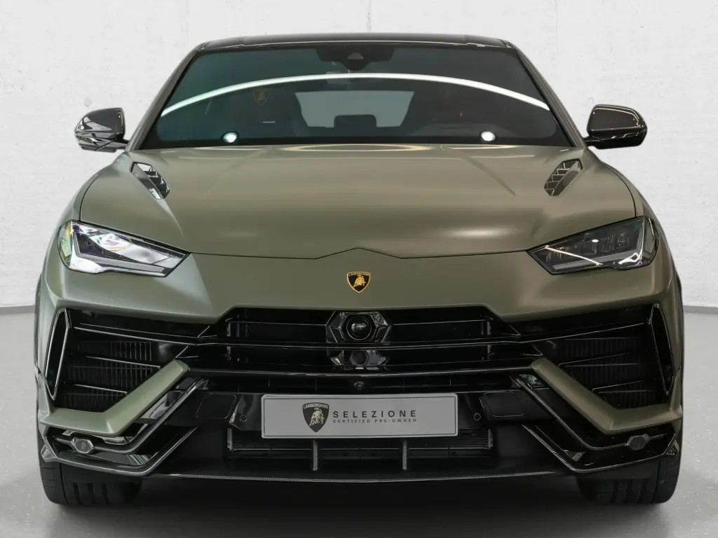 Image for 2024 Urus Performante at position 5