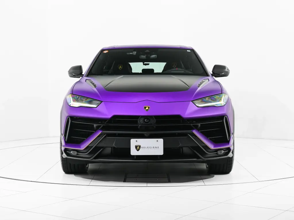 Image for 2024 Urus Performante at position 2