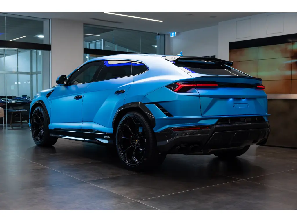 Image for 2024 Urus Performante at position 13