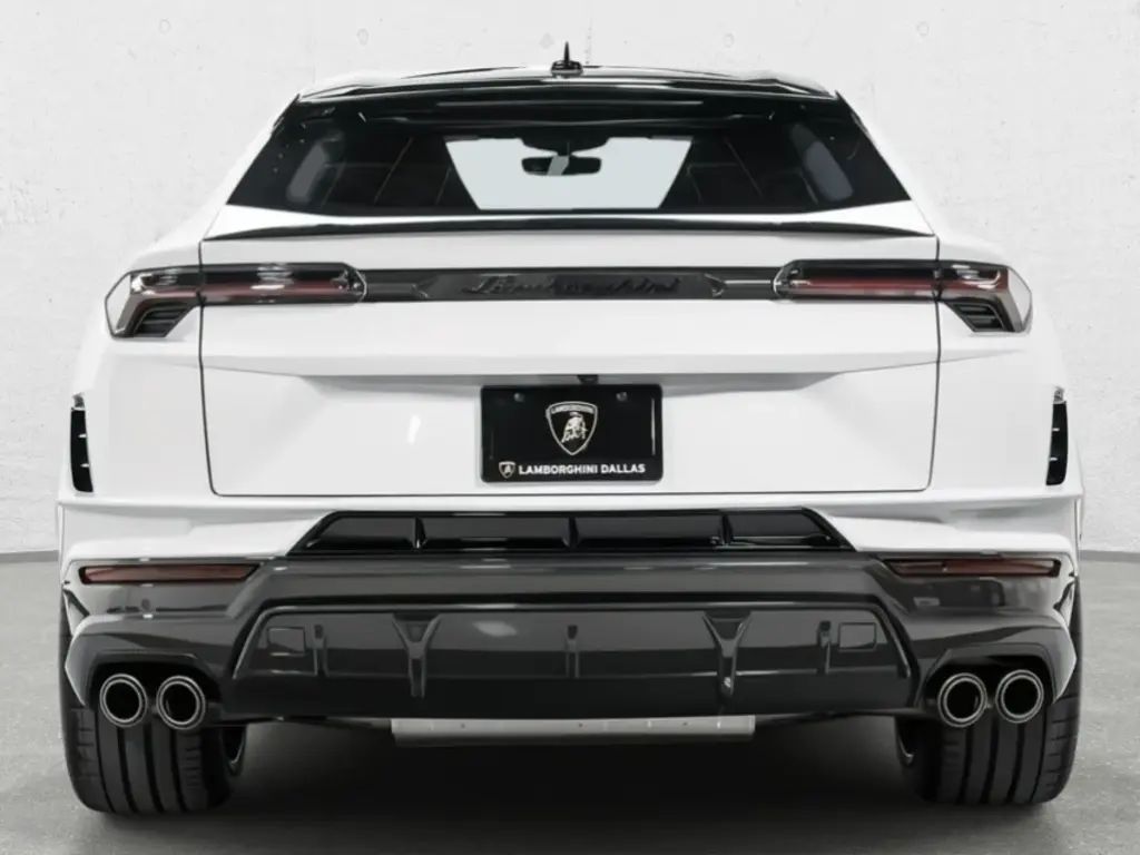 Image for 2024 Urus Performante at position 4