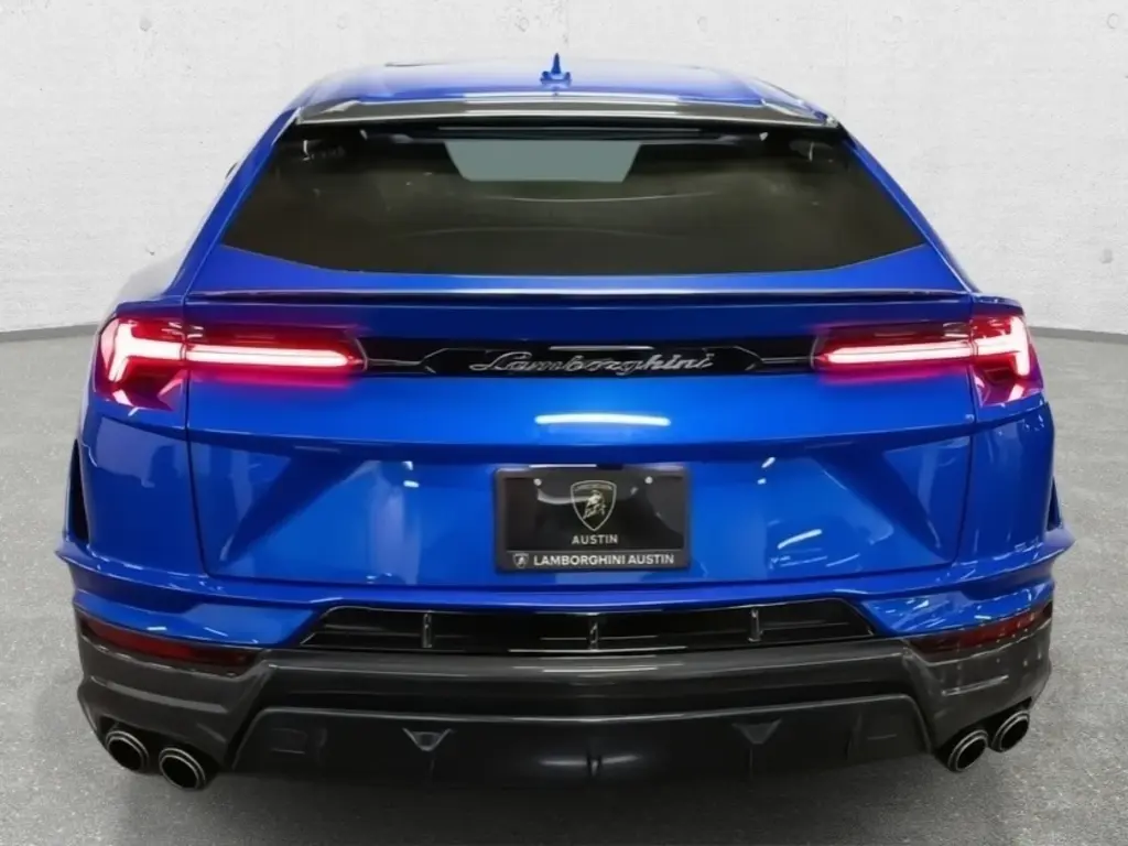 Image for 2024 Urus Performante at position 4