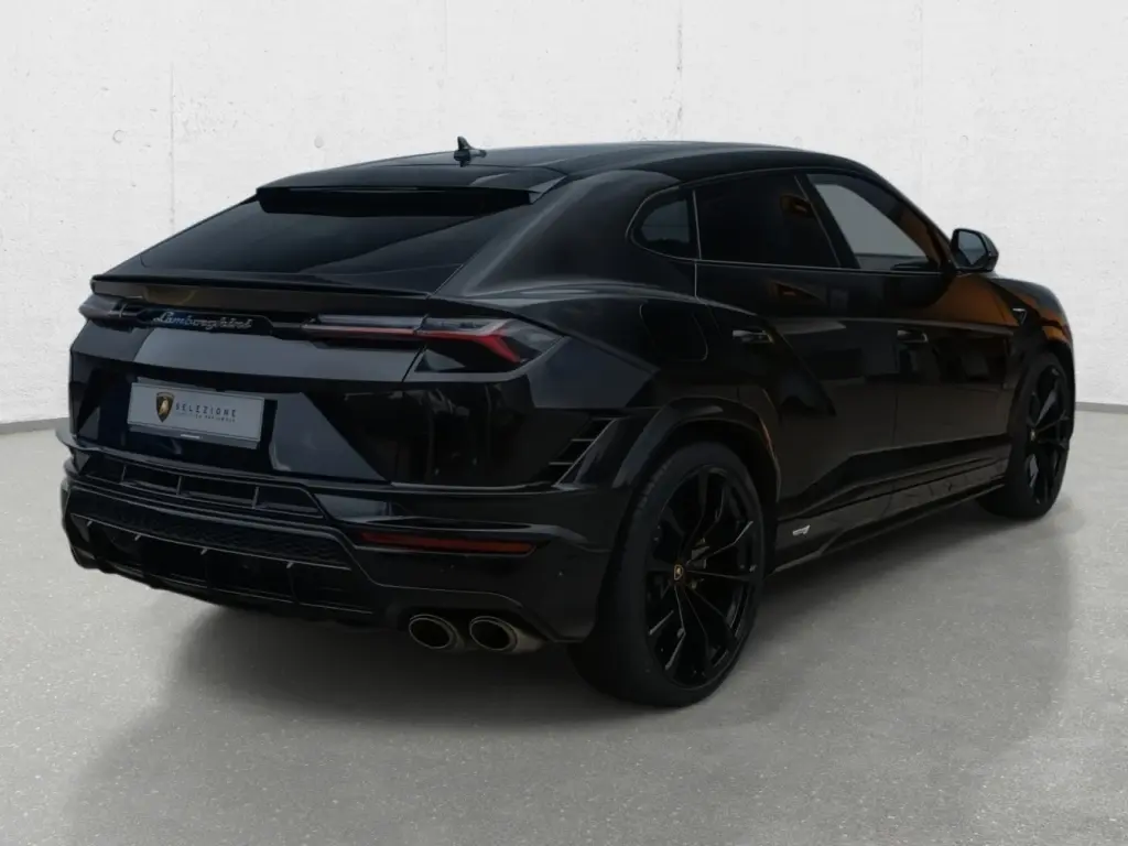 Image for 2023 Urus S at position 3