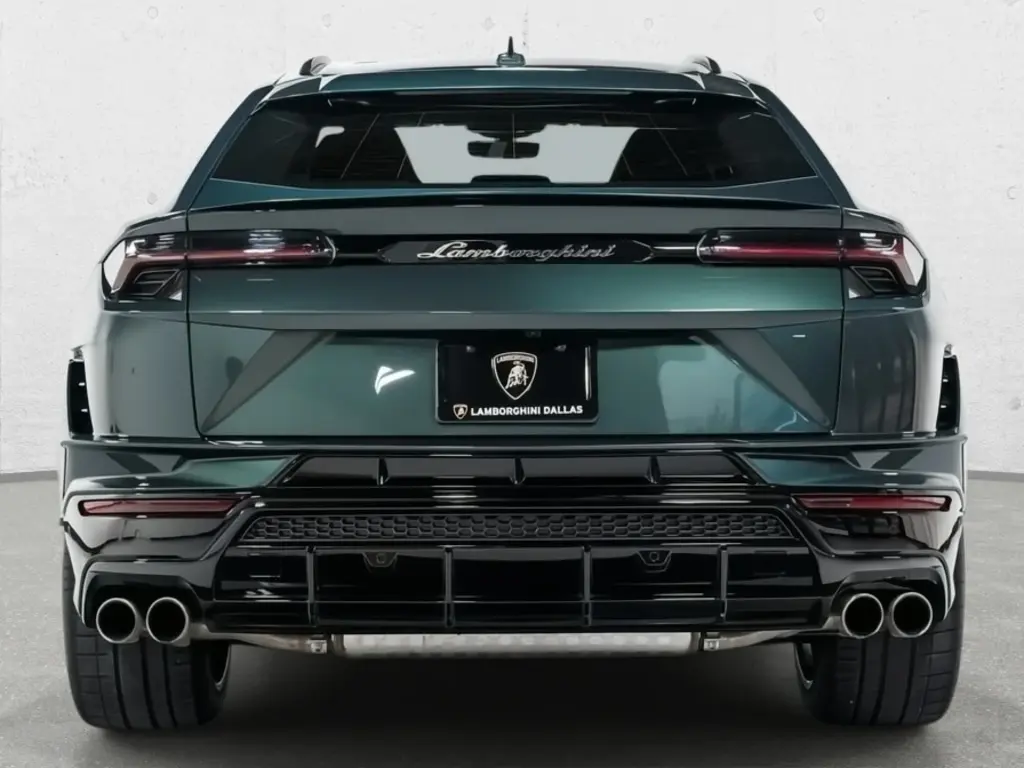 Image for 2023 Urus S at position 4
