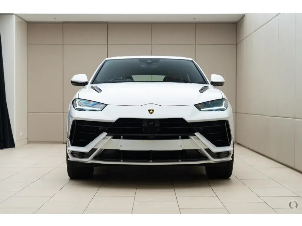 Image for 2024 Urus S at position 5