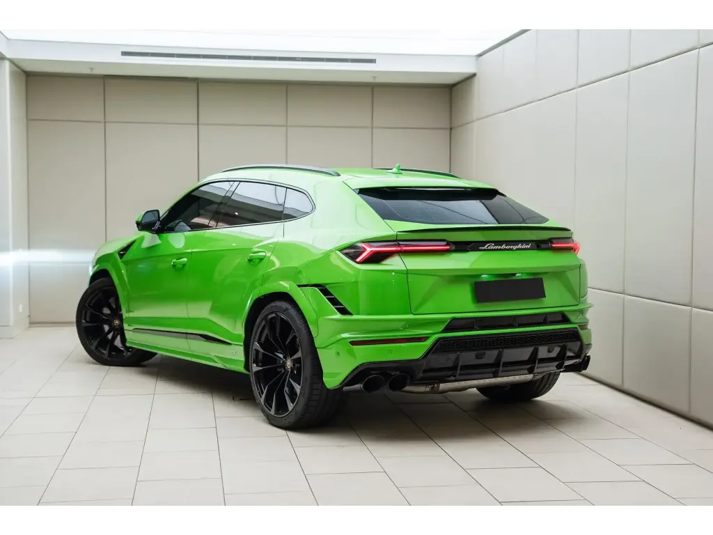 Image for 2024 Urus S at position 3