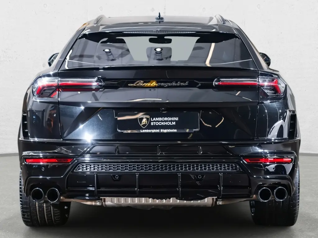 Image for 2024 Urus S at position 4