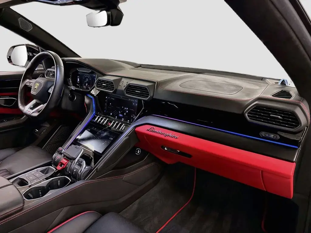 Image for 2024 Urus S at position 6