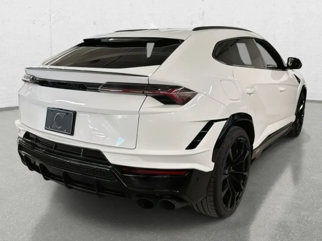 Image for 2024 Urus S at position 3