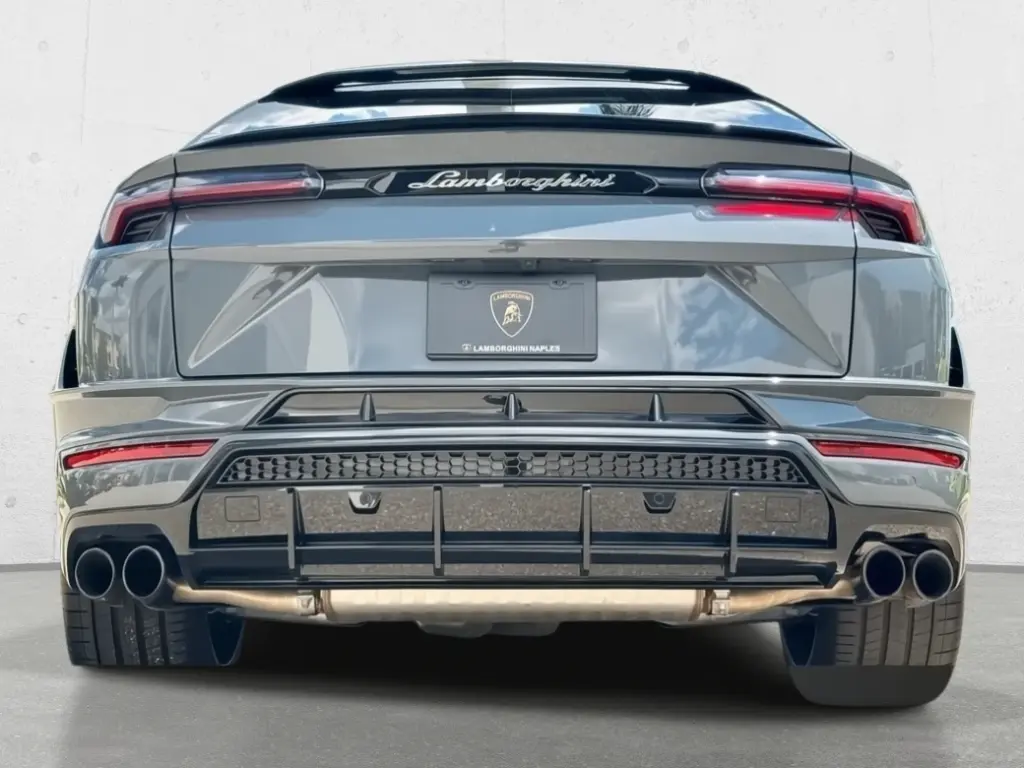 Image for 2024 Urus S at position 4