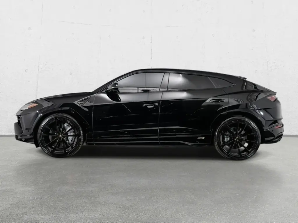 Image for 2024 Urus S at position 2