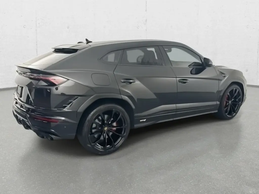 Image for 2024 Urus S at position 3