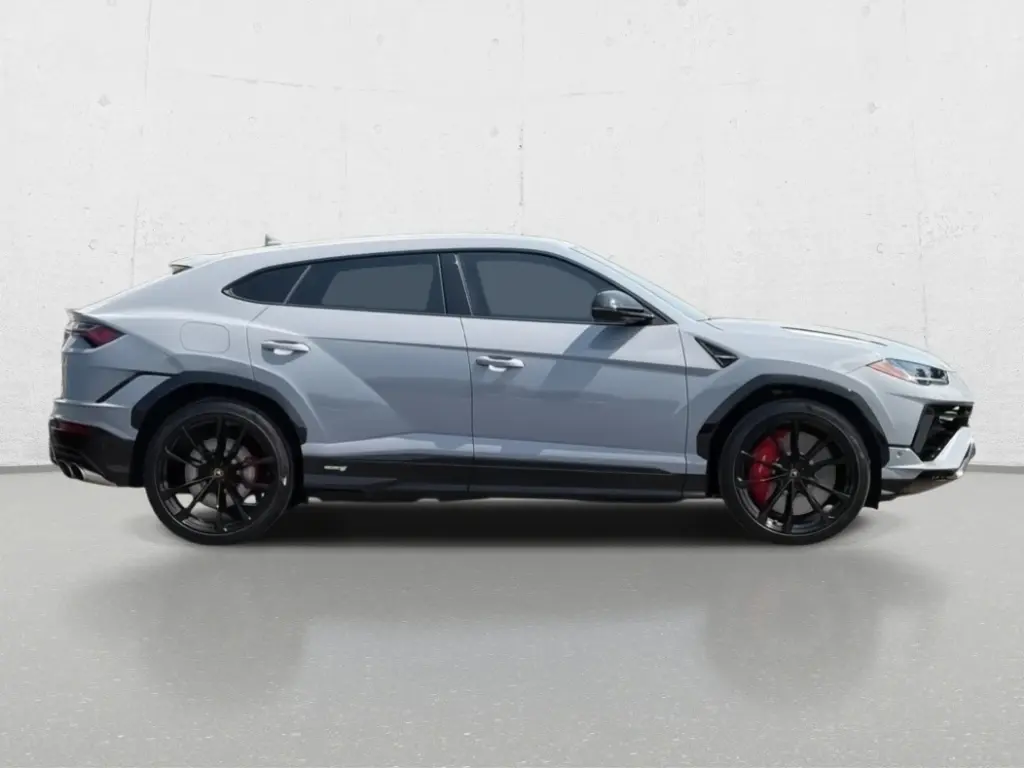 Image for 2024 Urus S at position 2